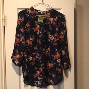 NWT Blue floral top Sz Small